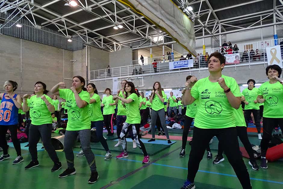 Imagen 2 IV Pilates Solidario bate récords de solidaridad con la asistencia de 1.100 personas